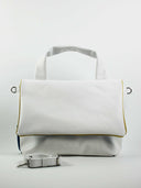 Heleny - Handgefertigte Leder-Damentasche Ava in Weiss als Crossbody Bag, leicht und modern - Vorderansicht